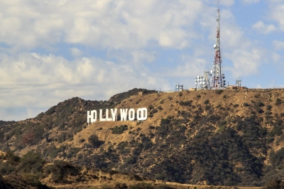 Hollywood Hills (Public Domain | Pixabay)  Public Domain 
Infos zur Lizenz unter 'Bildquellennachweis'